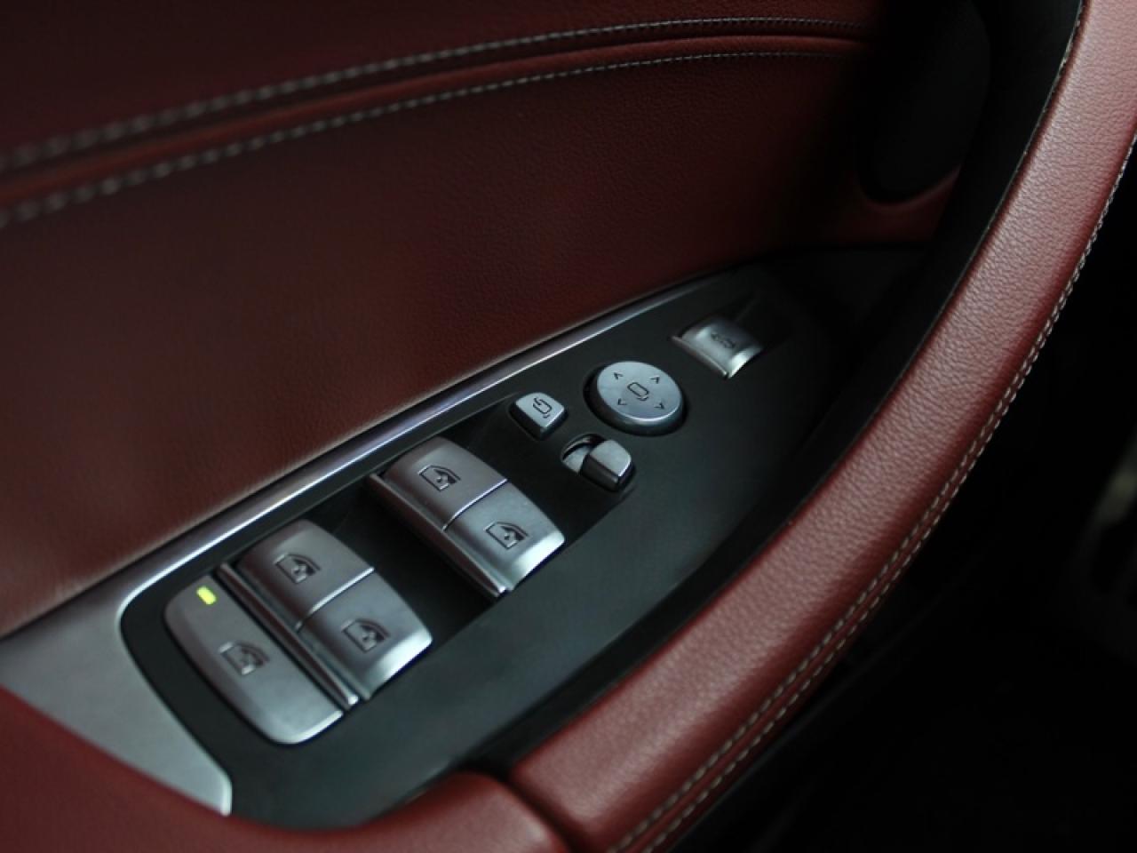 2023 BMW X4 xDrive30i  - Heated Seats -  Apple CarPlay Photo