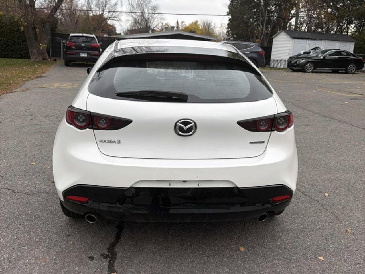 2020 Mazda MAZDA3 Sport GX | 6 Speed Manual | Heated Seats | Keyless Entry | Rear Cam | Bluetooth | CarPlay | and More ! Photo2