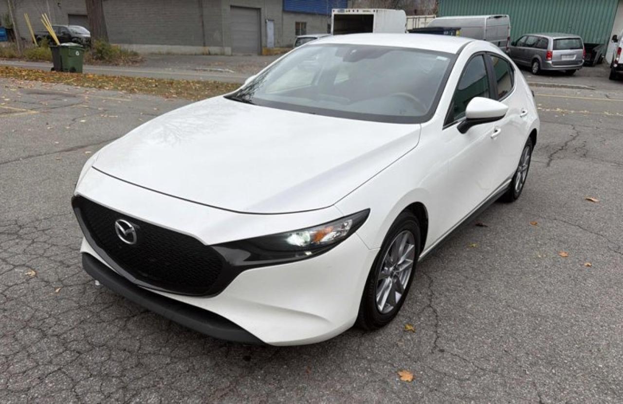 Used 2020 Mazda MAZDA3 Sport GX | 6 Speed Manual | Heated Seats | Keyless Entry | Rear Cam | Bluetooth | CarPlay | and More ! for sale in Guelph, ON