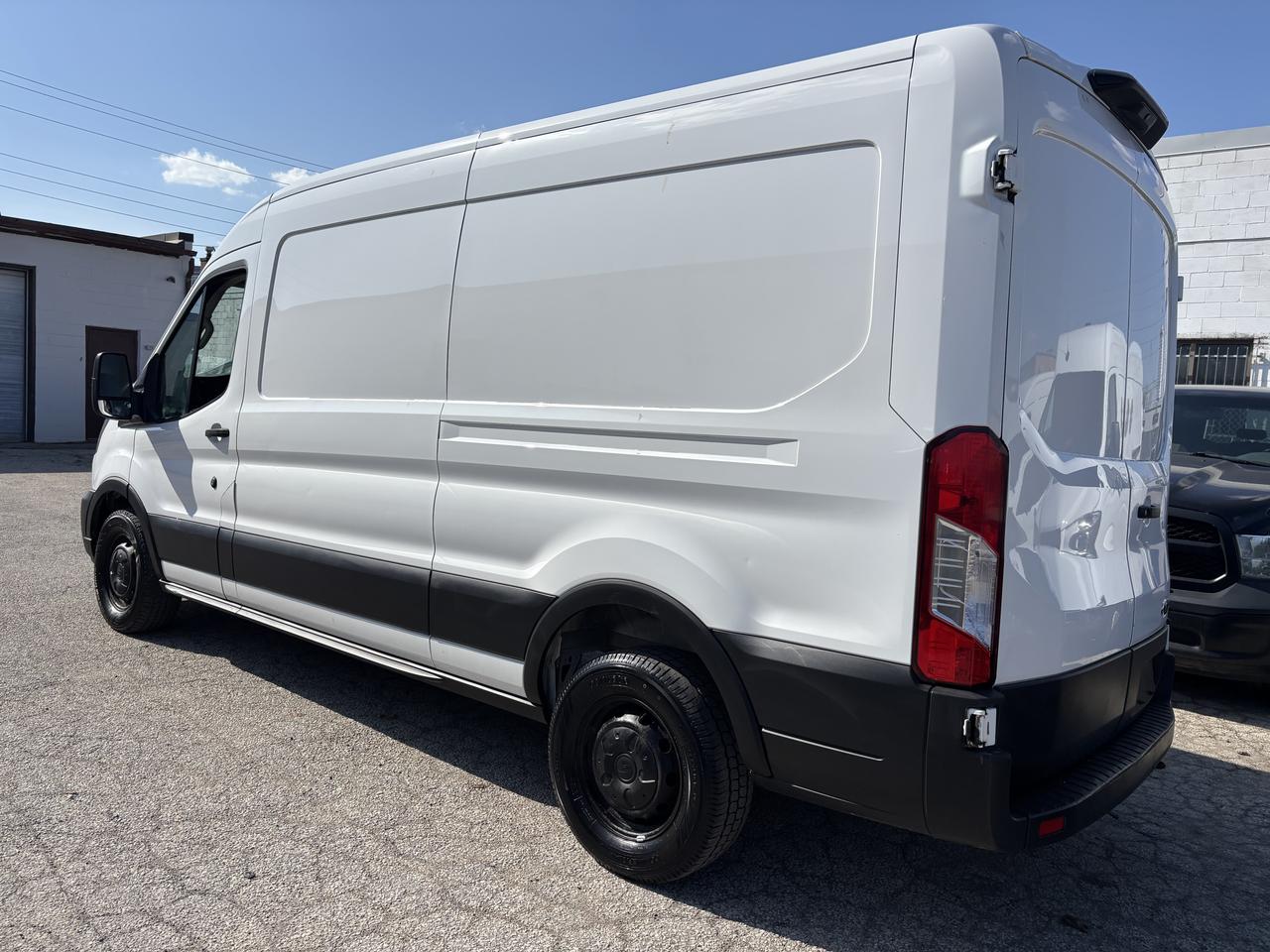 2021 Ford Transit Cargo Van T-350 148" Med Rf 9500 GVWR RWD Photo