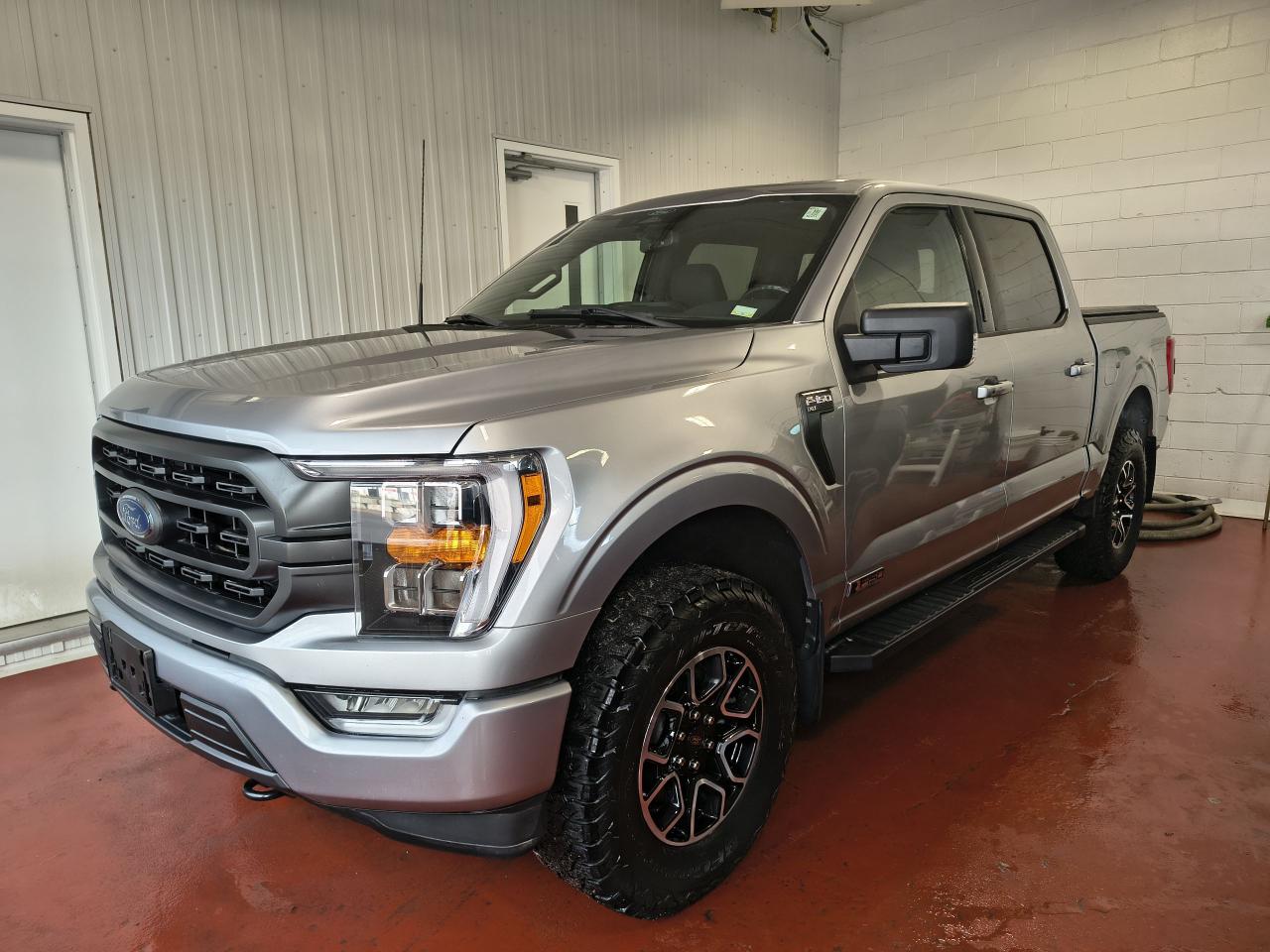 Used 2022 Ford F-150 XLT 4WD SuperCrew 5.5' Box for sale in Pembroke, ON