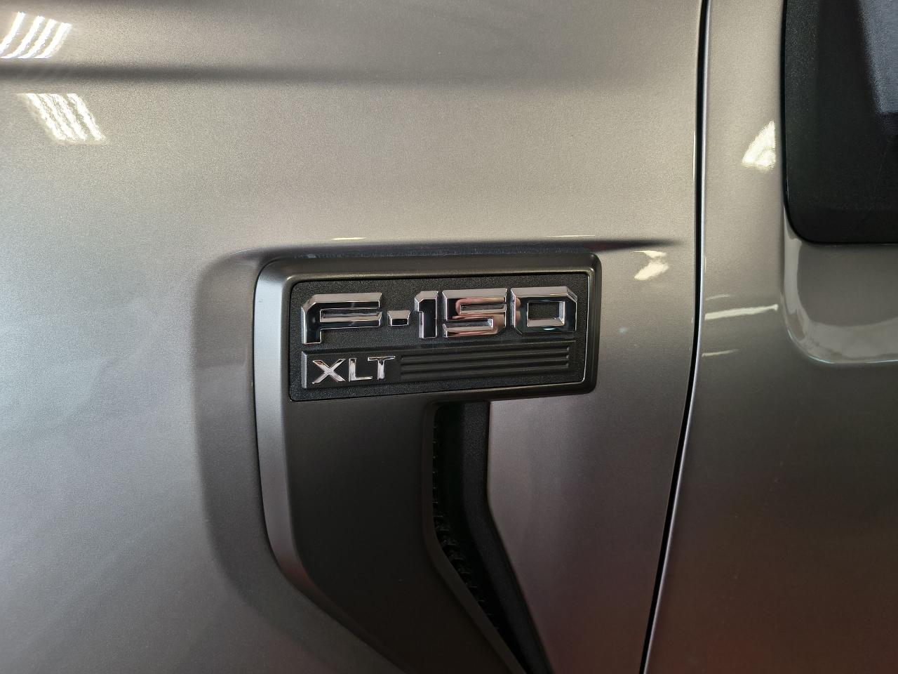 2022 Ford F-150 XLT 4WD SuperCrew 5.5' Box Photo0