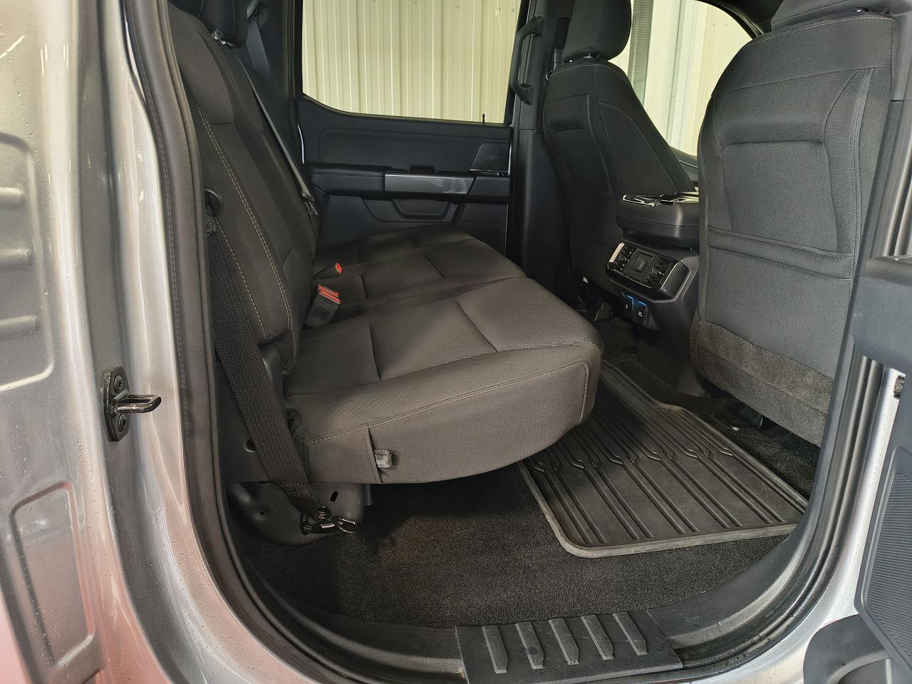 2022 Ford F-150 XLT 4WD SuperCrew 5.5' Box Photo0