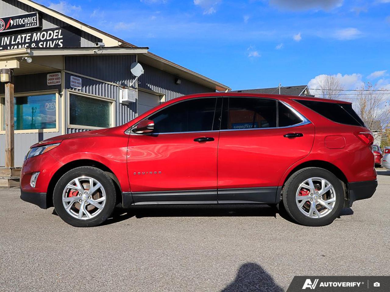 2018 Chevrolet Equinox LT, AWD, REMOTE START, PWR T/GATE, H/SEATS,R/V CAM Photo2