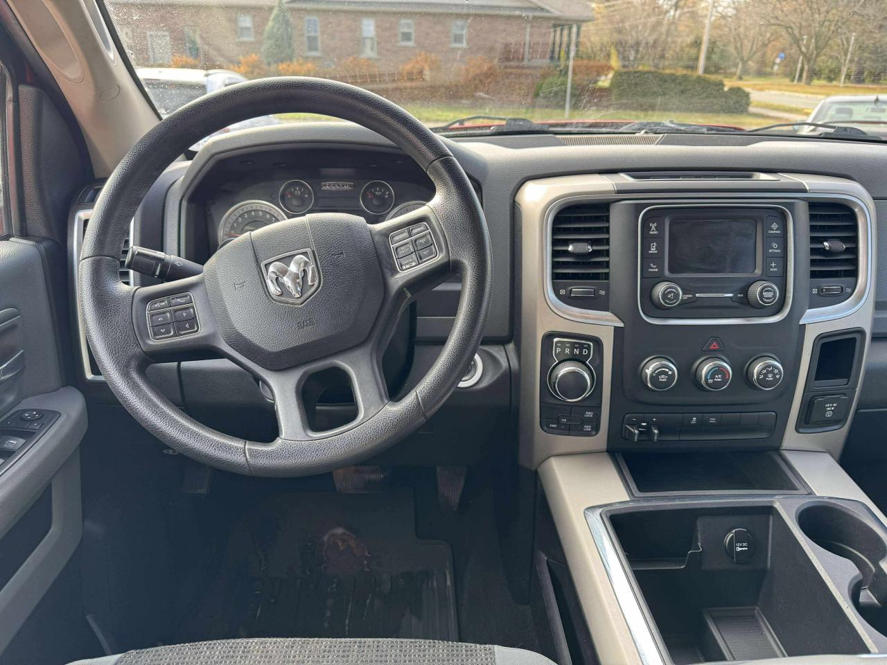 2013 RAM 1500 4WD Quad Cab 140.5" Outdoorsman - Photo #13