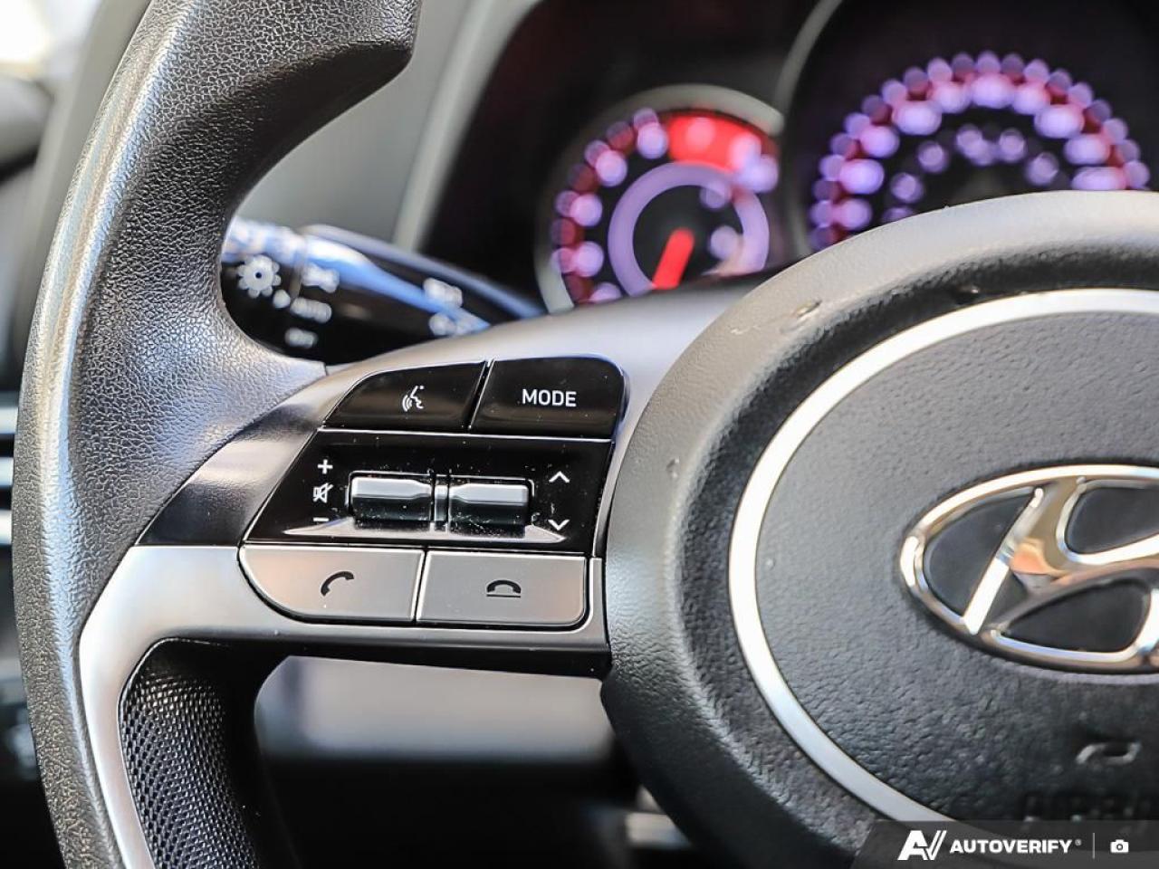 2021 Hyundai Elantra Essential, R/V CAM, LKA, FCA, HEATED SEATS Photo