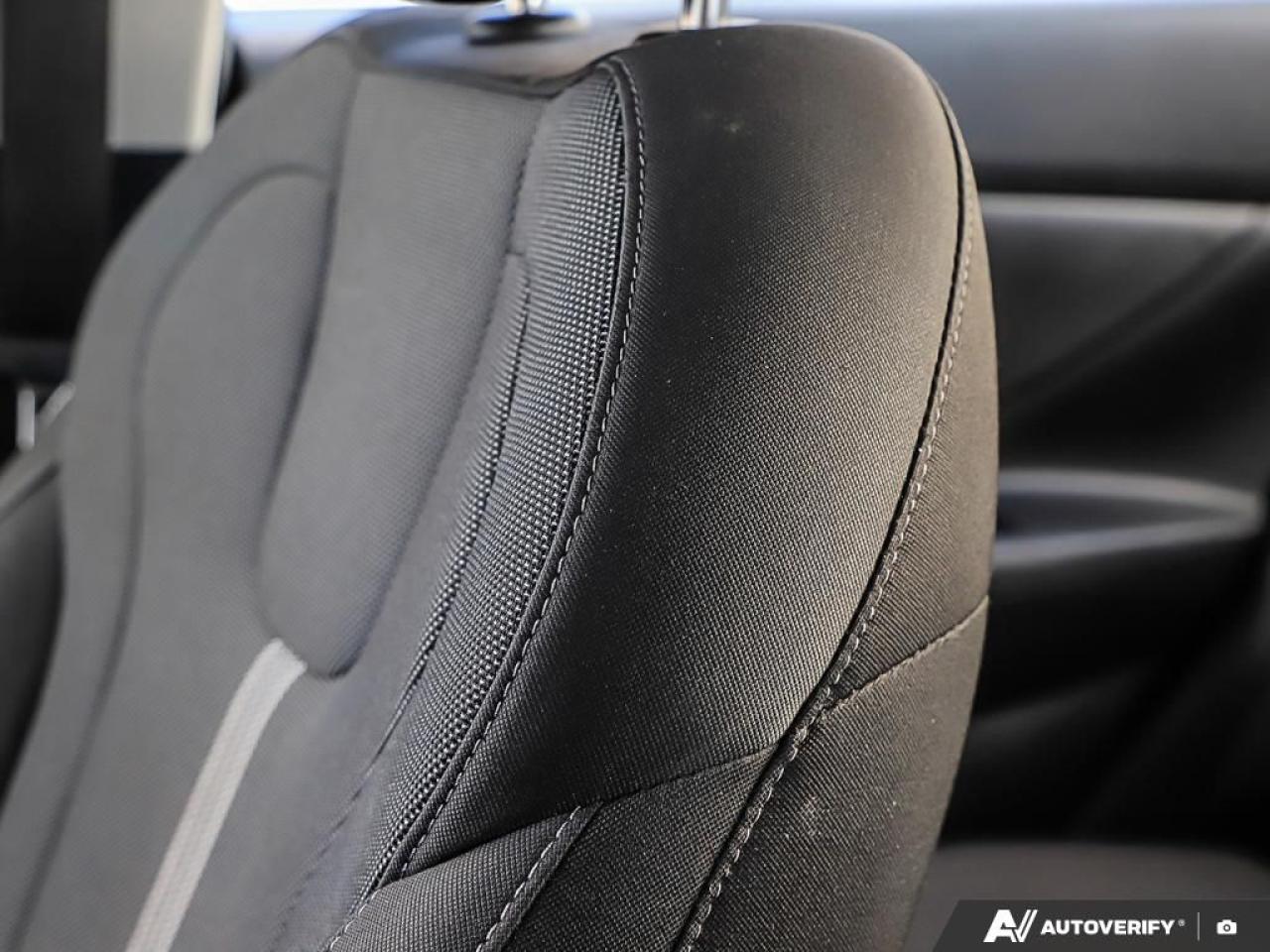 2021 Hyundai Elantra Essential, R/V CAM, LKA, FCA, HEATED SEATS Photo