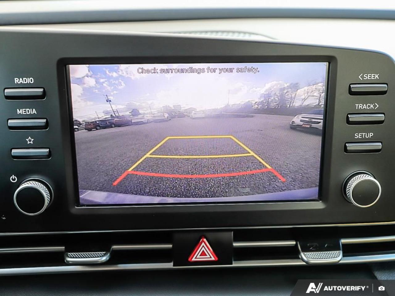 2021 Hyundai Elantra Essential, R/V CAM, LKA, FCA, HEATED SEATS Photo