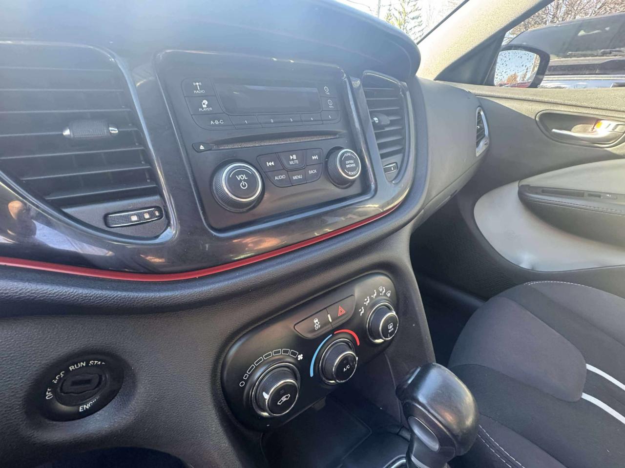 2014 Dodge Dart 4dr Sdn SXT - Photo #15