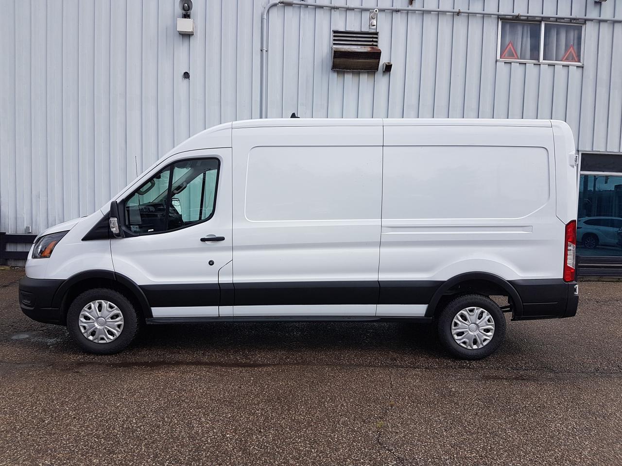 2023 Ford Transit 250 Medium Roof 148" WB Cargo Photo