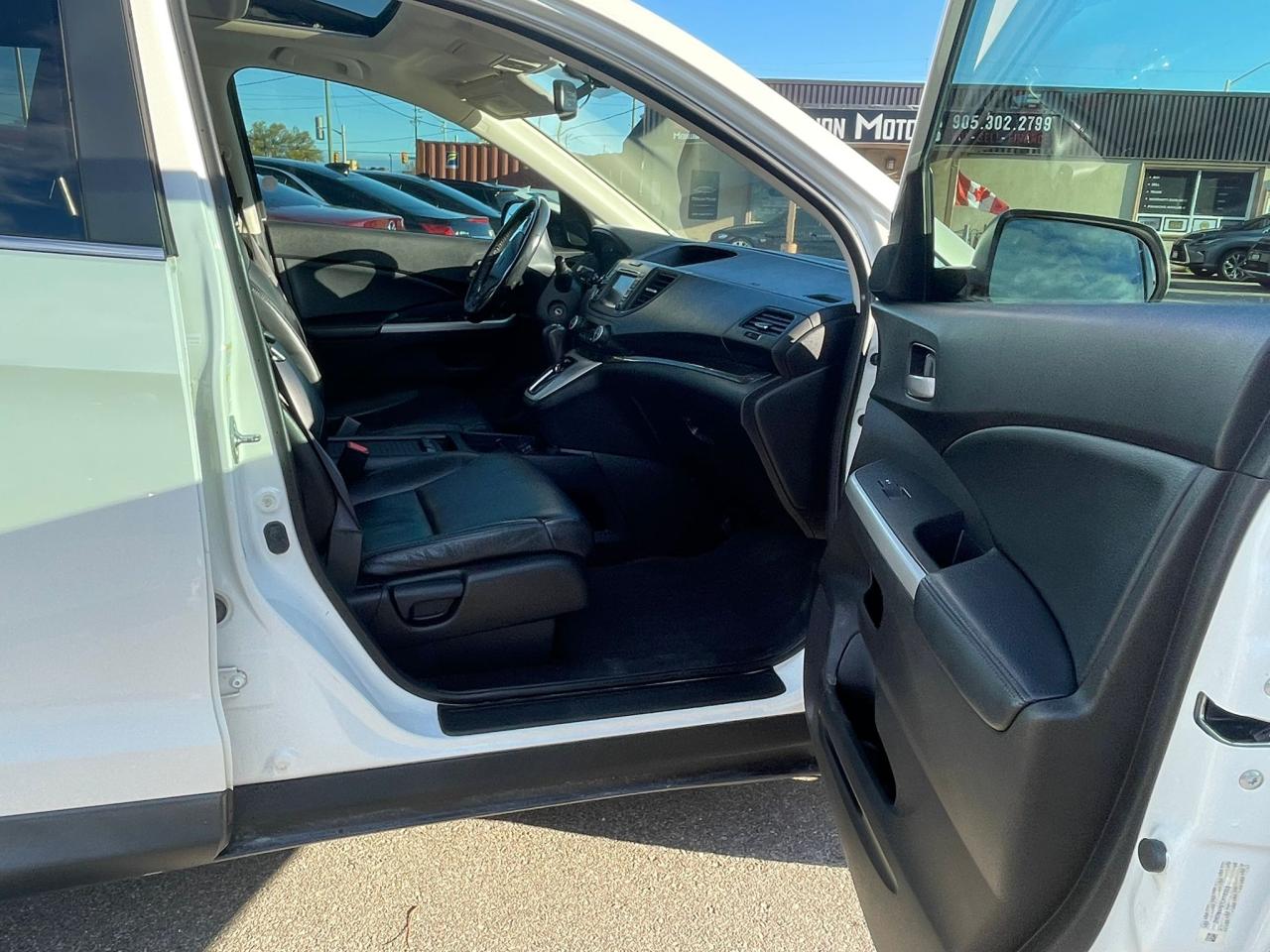 2012 Honda CR-V AWD 5dr Touring NAVIGATION CERTIFED NO ACCIDENT Photo