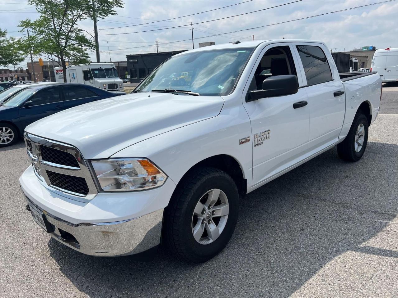 2023 RAM 1500 Classic SLT Photo0