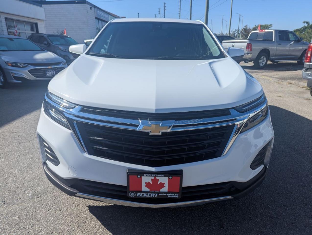 2023 Chevrolet Equinox LT WITH LOW LOW KILOMETERS!! Photo