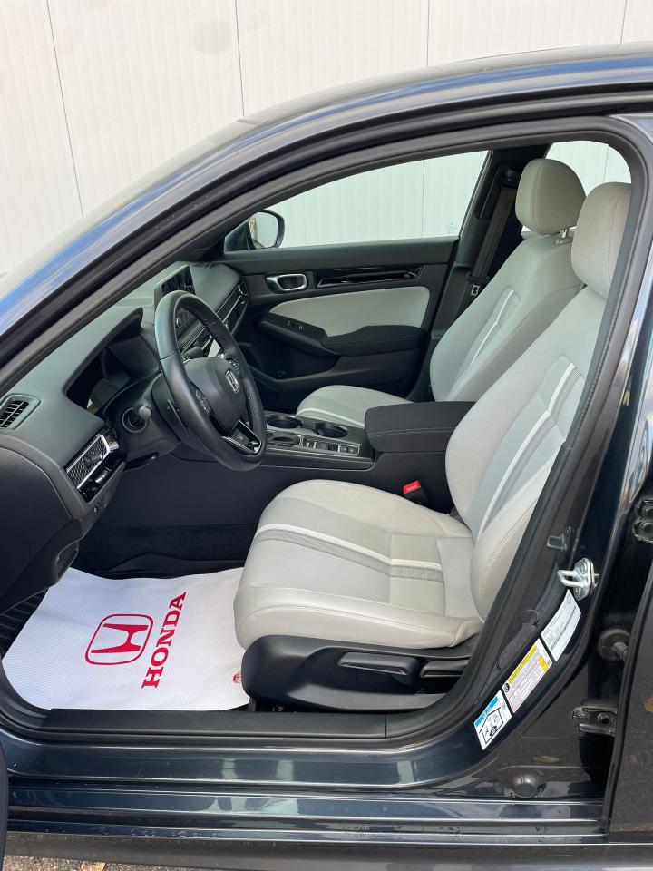 2025 Honda Civic Sport Photo