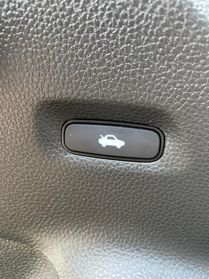 2025 Honda Civic Sport Photo