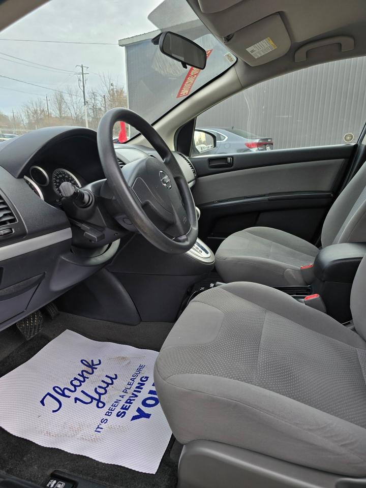 2011 Nissan Sentra 4DR SDN I4 CVT 2.0 - Photo #12