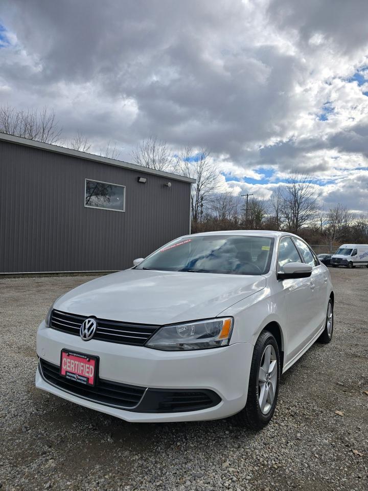 2012 Volkswagen Jetta 4dr 2.5L Auto Sportline - Photo #1