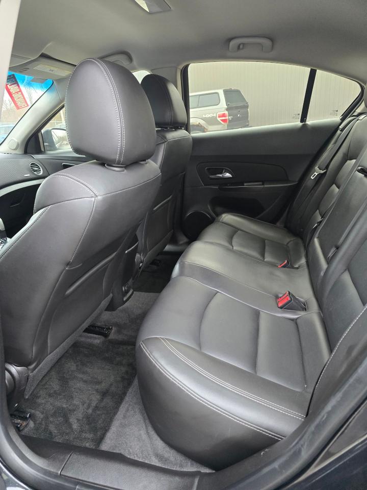 2013 Chevrolet Cruze RS - Photo #12