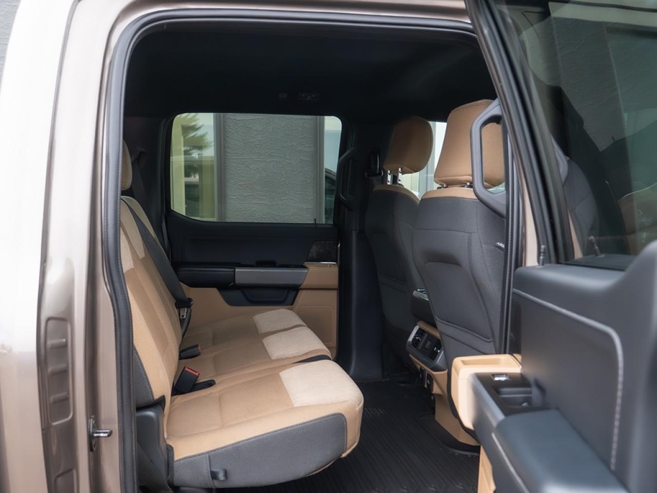 2022 Ford F-150 XLT 4WD SuperCrew 6.5' Box Photo18