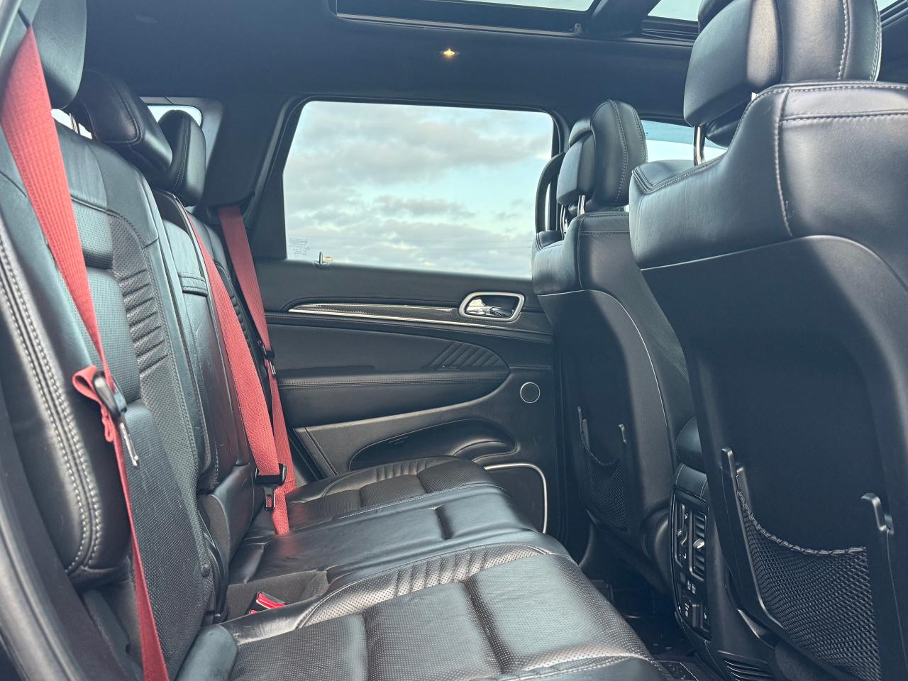 2018 Jeep Grand Cherokee Trackhawk **FACTORY WARRANTY TILL 160,OOOKM** - Photo #39