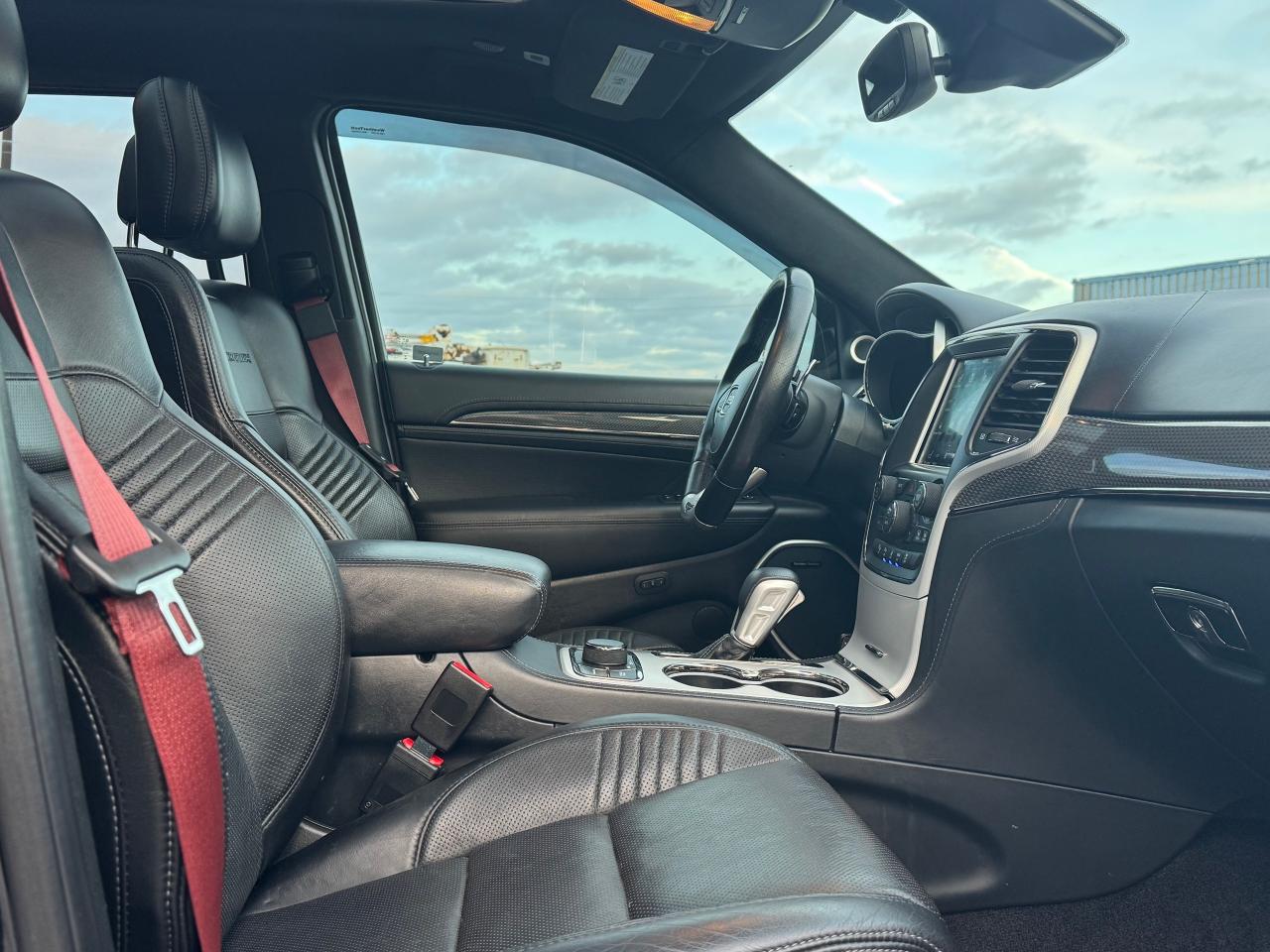 2018 Jeep Grand Cherokee Trackhawk **FACTORY WARRANTY TILL 160,OOOKM** - Photo #40