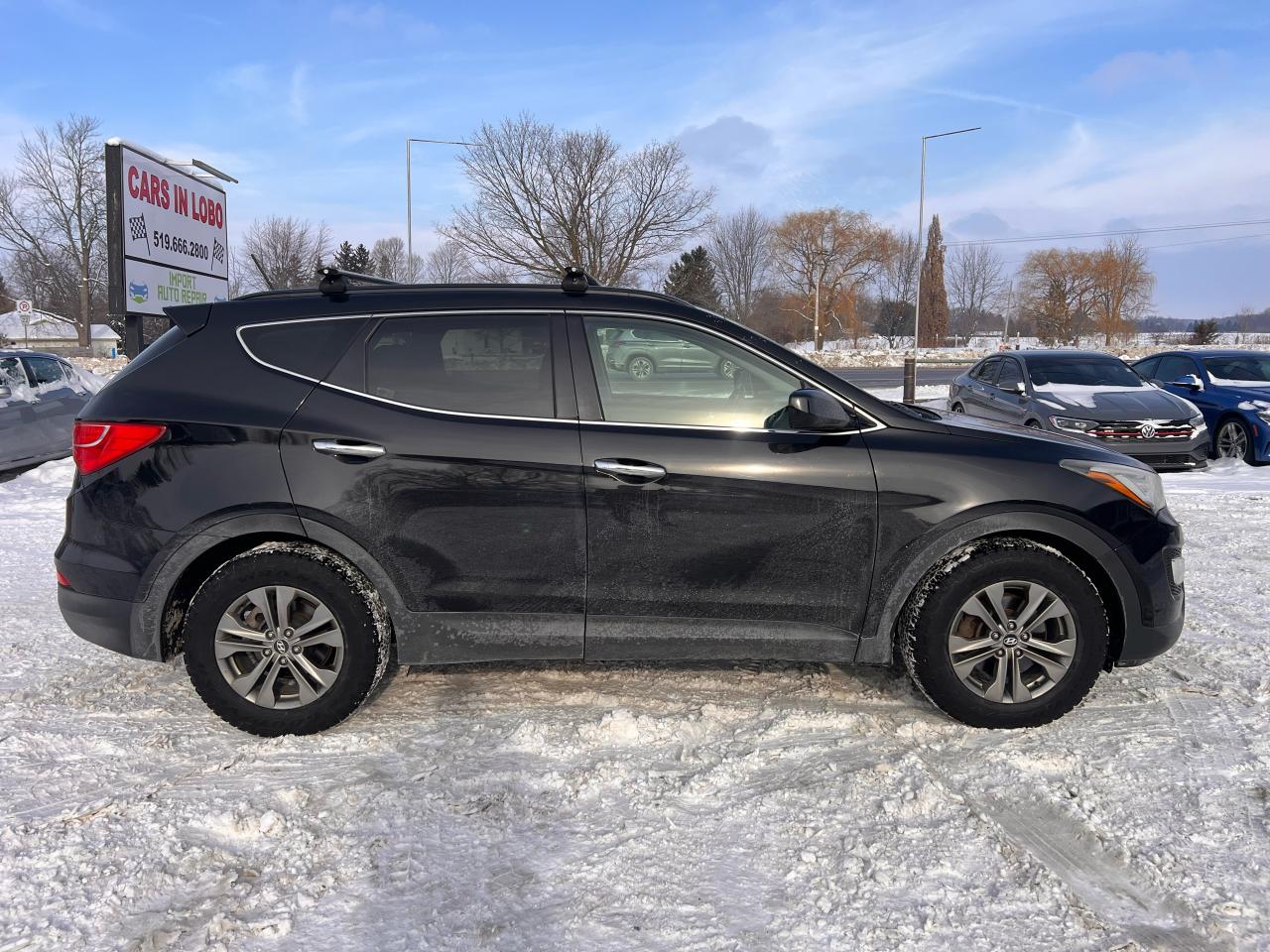 2014 Hyundai Santa Fe Sport Premium Photo