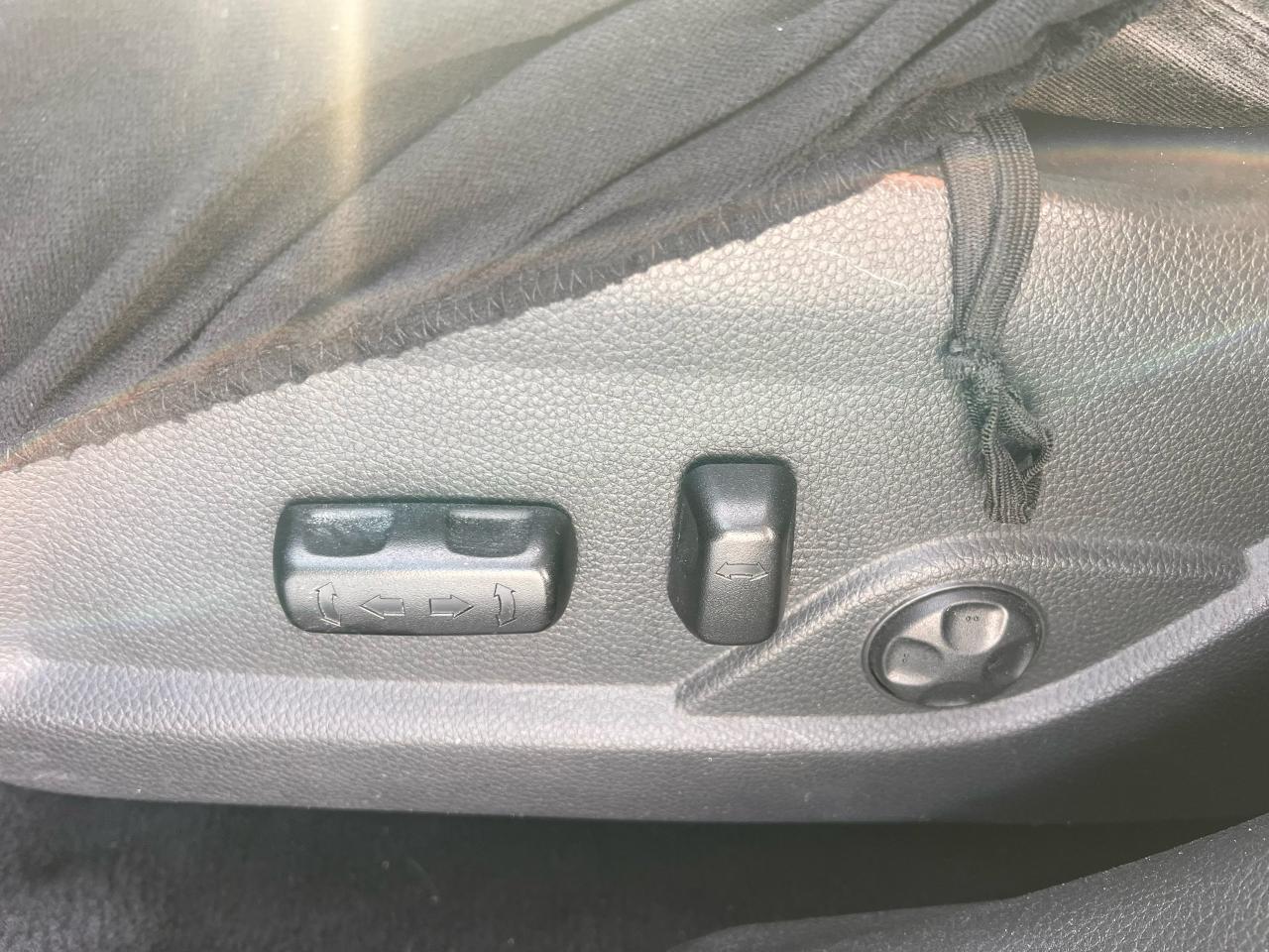 2014 Hyundai Santa Fe Sport Premium Photo