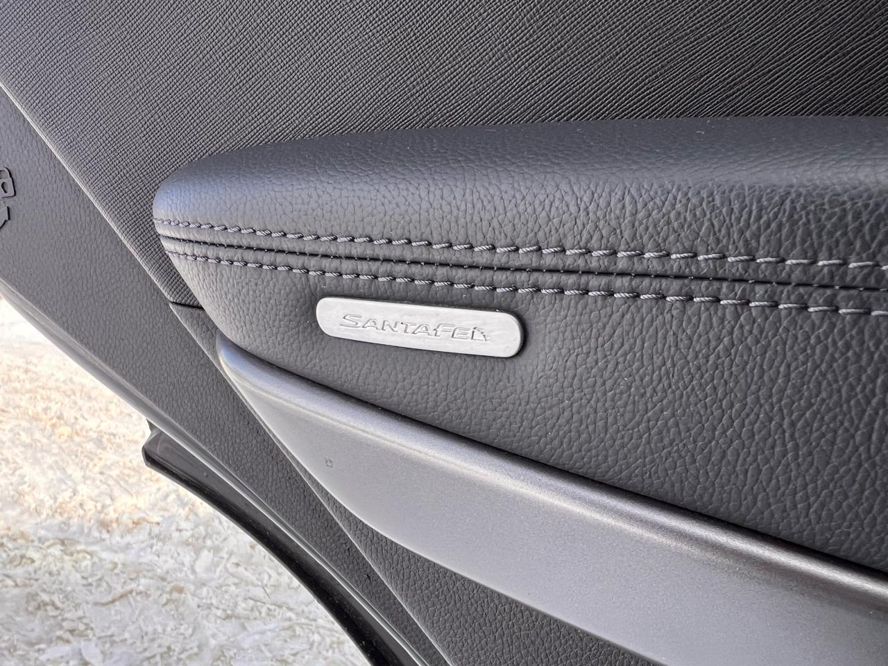 2014 Hyundai Santa Fe Sport Premium Photo