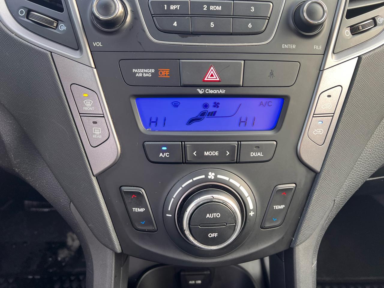 2014 Hyundai Santa Fe Sport Premium Photo