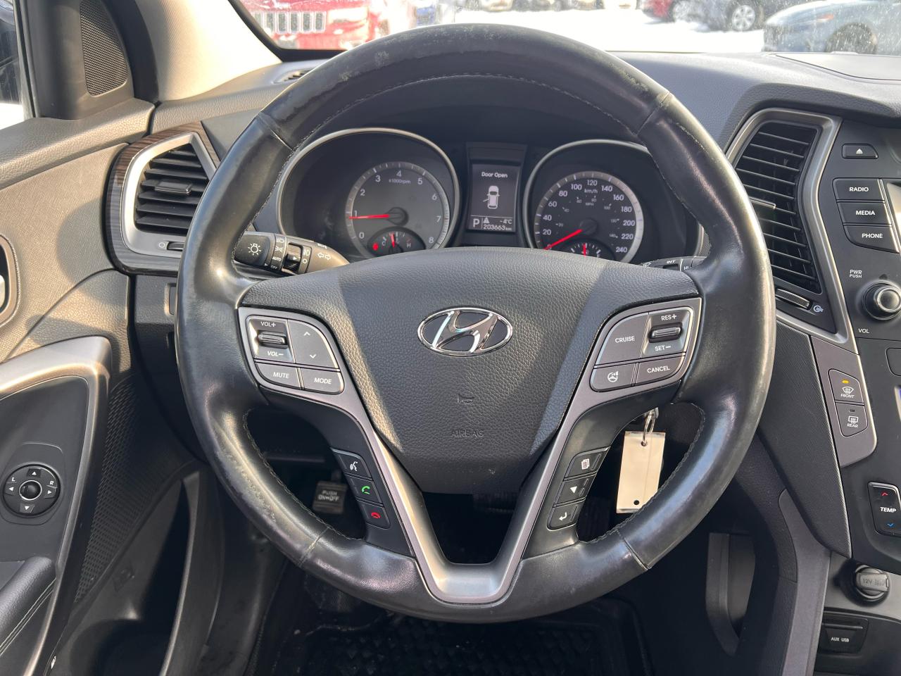 2014 Hyundai Santa Fe Sport Premium Photo