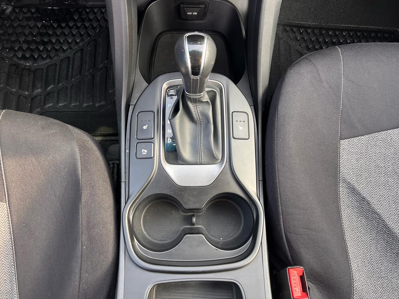 2014 Hyundai Santa Fe Sport Premium Photo