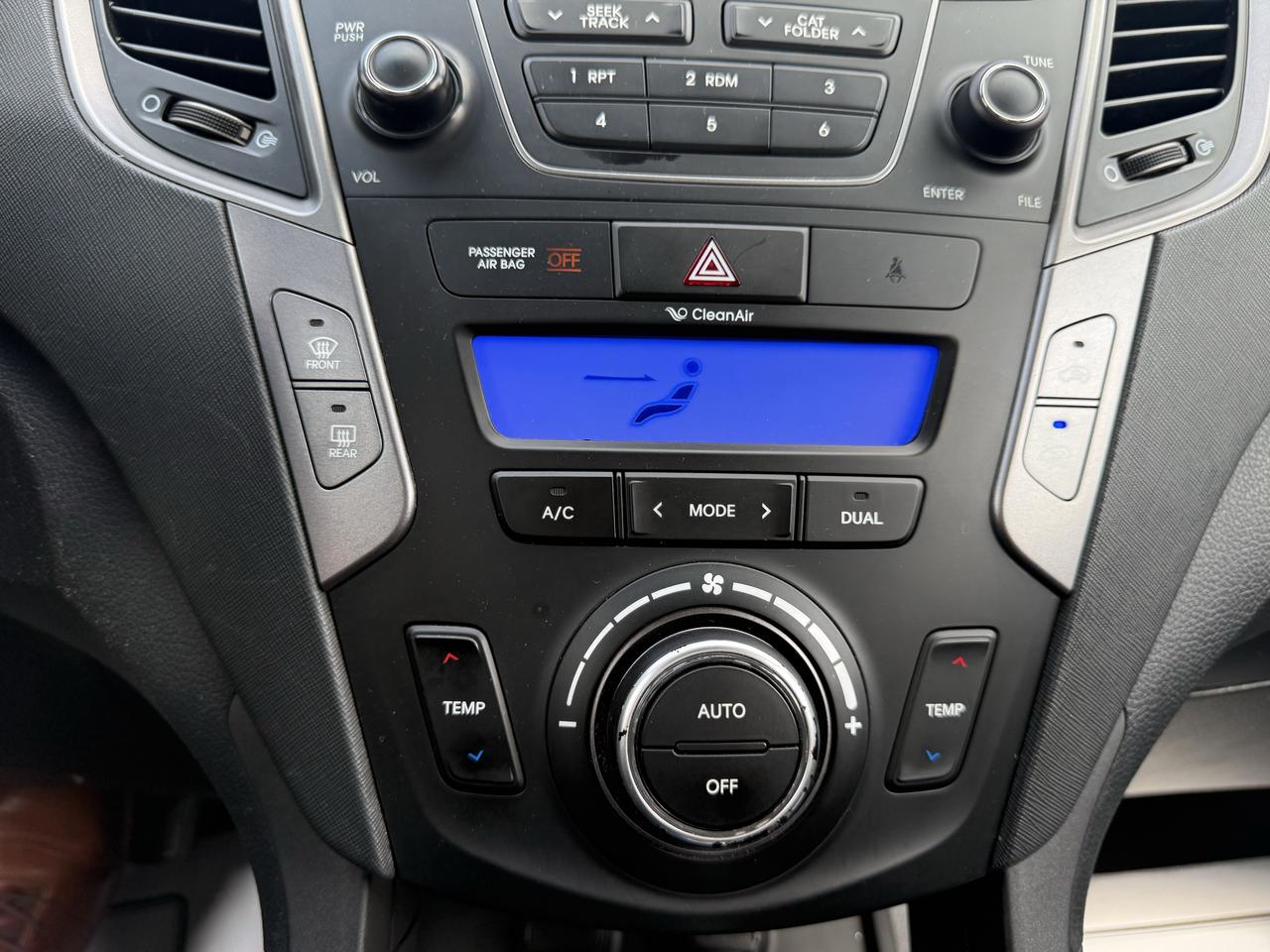 2014 Hyundai Santa Fe Sport Premium Photo