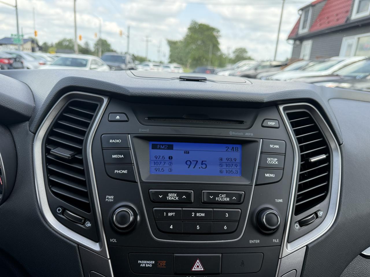 2014 Hyundai Santa Fe Sport Premium Photo