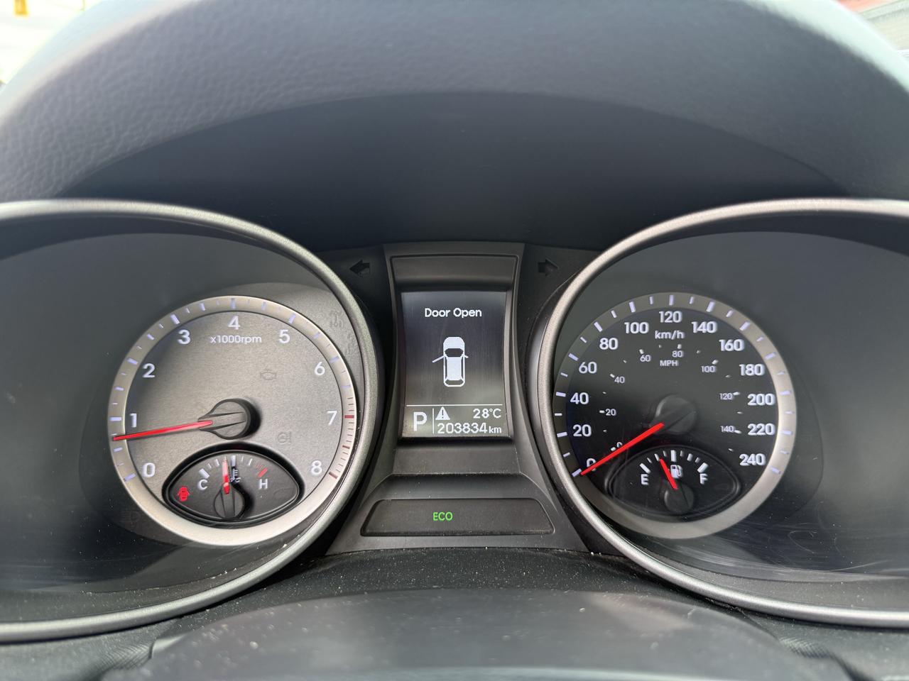 2014 Hyundai Santa Fe Sport Premium Photo
