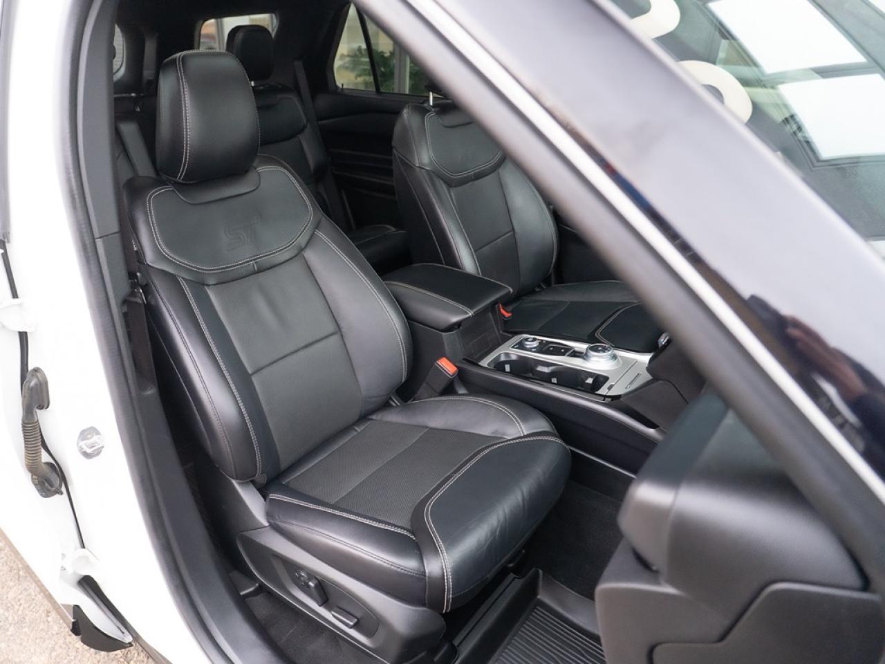 2021 Ford Explorer ST 4WD Photo20