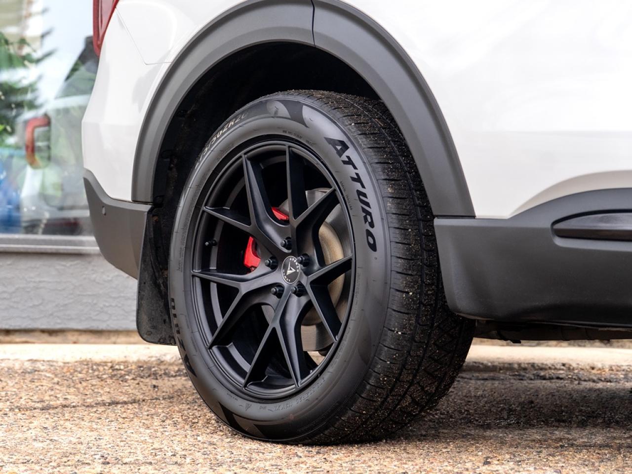 2021 Ford Explorer ST 4WD Photo26