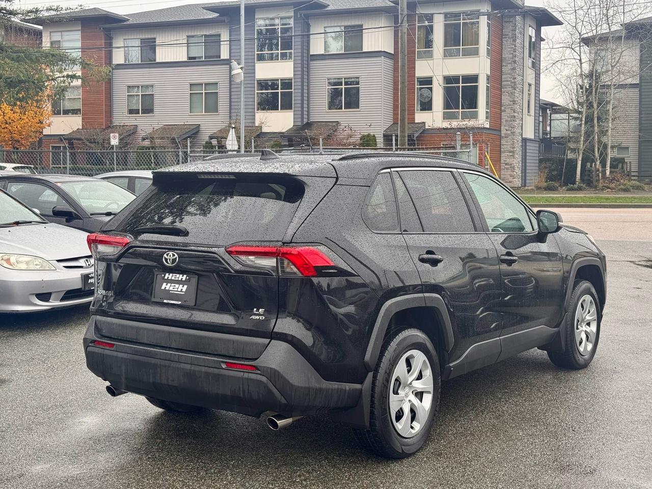 2021 Toyota RAV4 LE FINANCING AVAILABLE Photo5