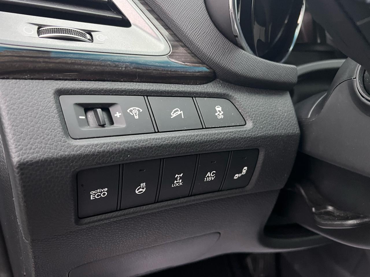 2014 Hyundai Santa Fe XL LIMITED Photo