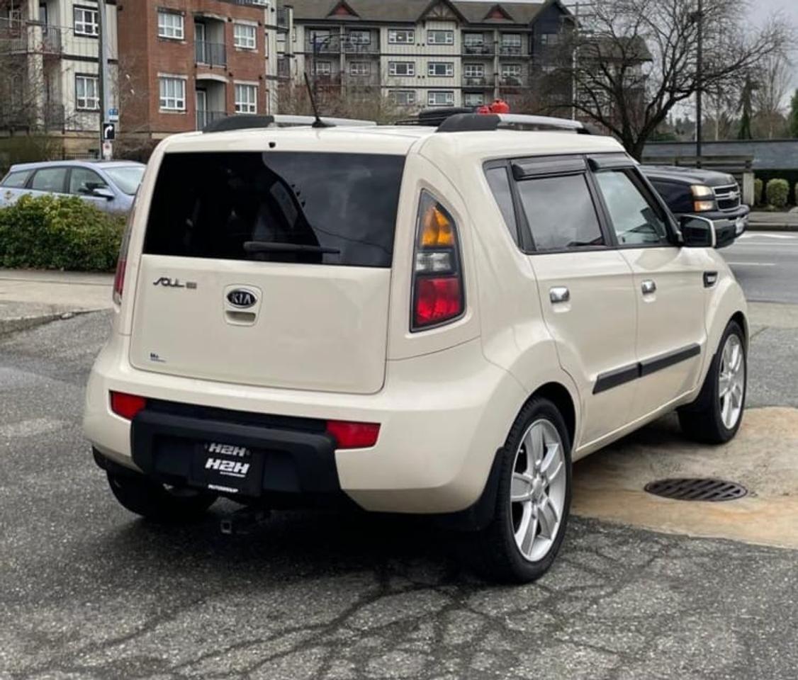 2010 Kia Soul FINANCING AVAILABLE Photo5