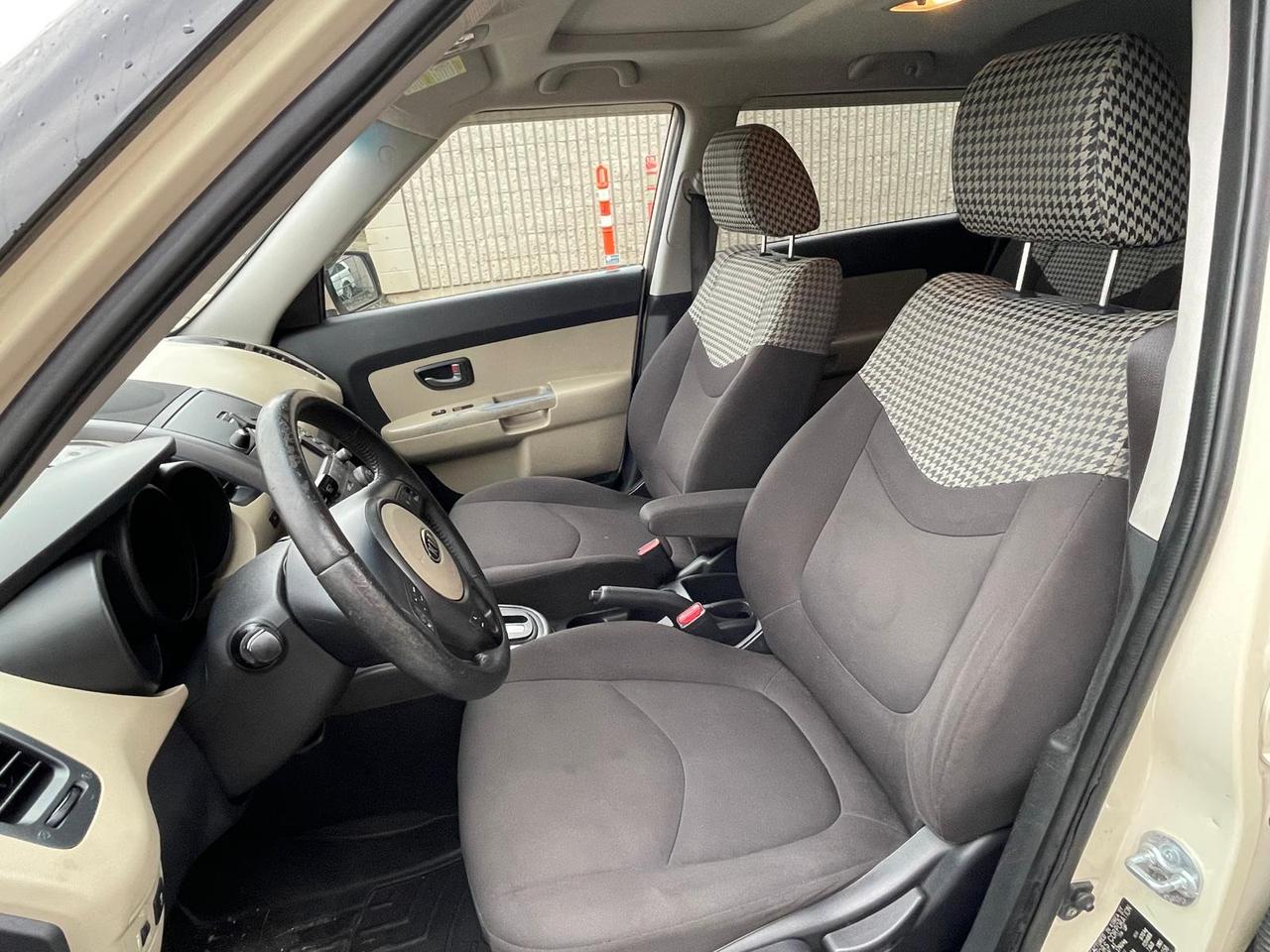 2010 Kia Soul FINANCING AVAILABLE Photo9