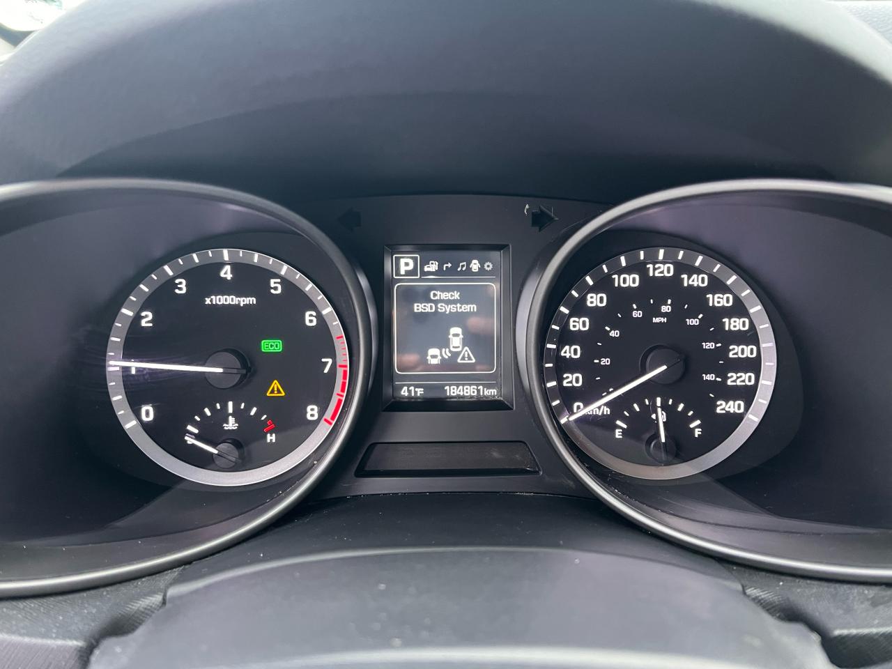 2017 Hyundai Santa Fe XL Luxury Photo