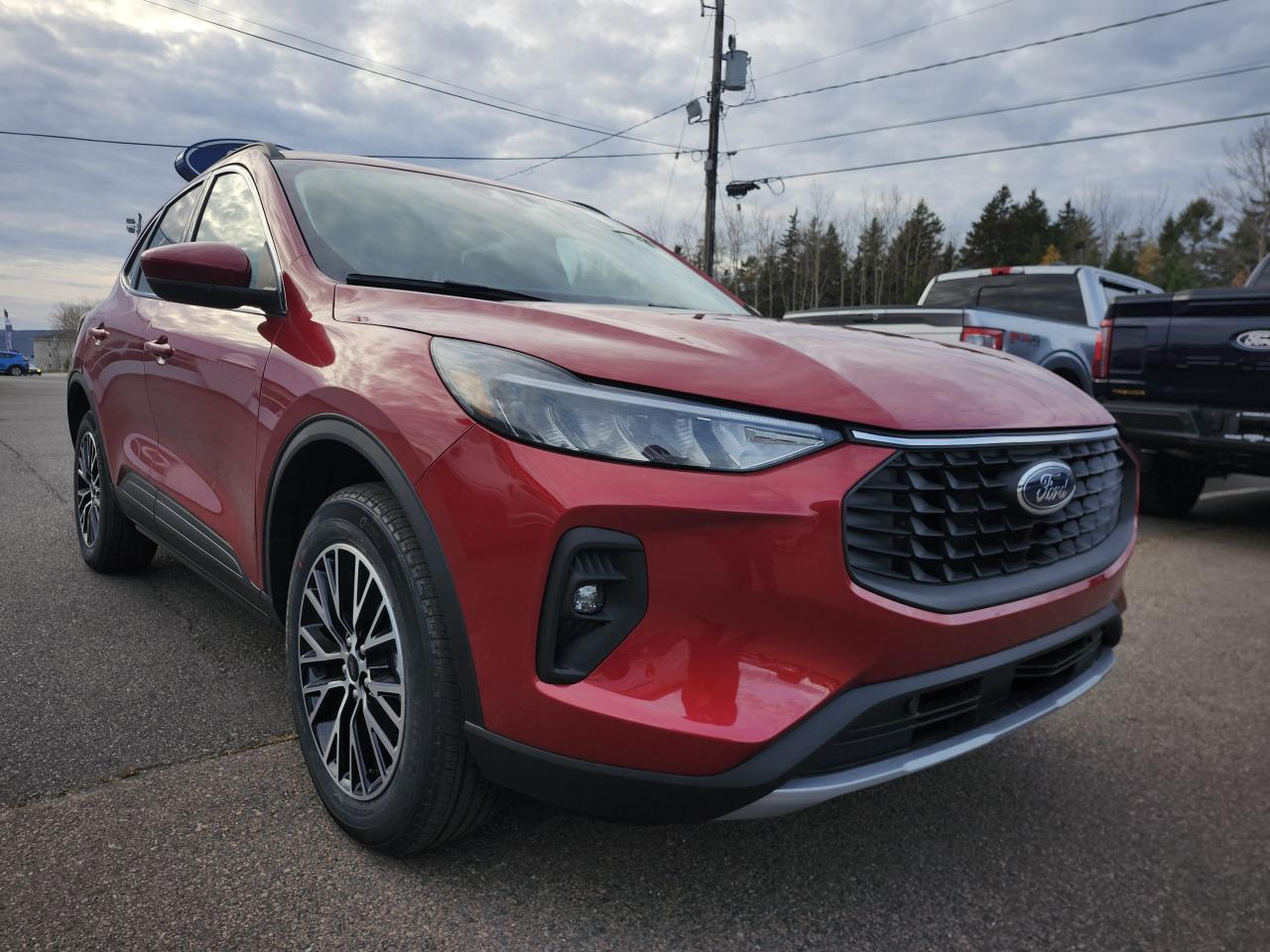 2026 Ford Escape PHEV FWD Photo5