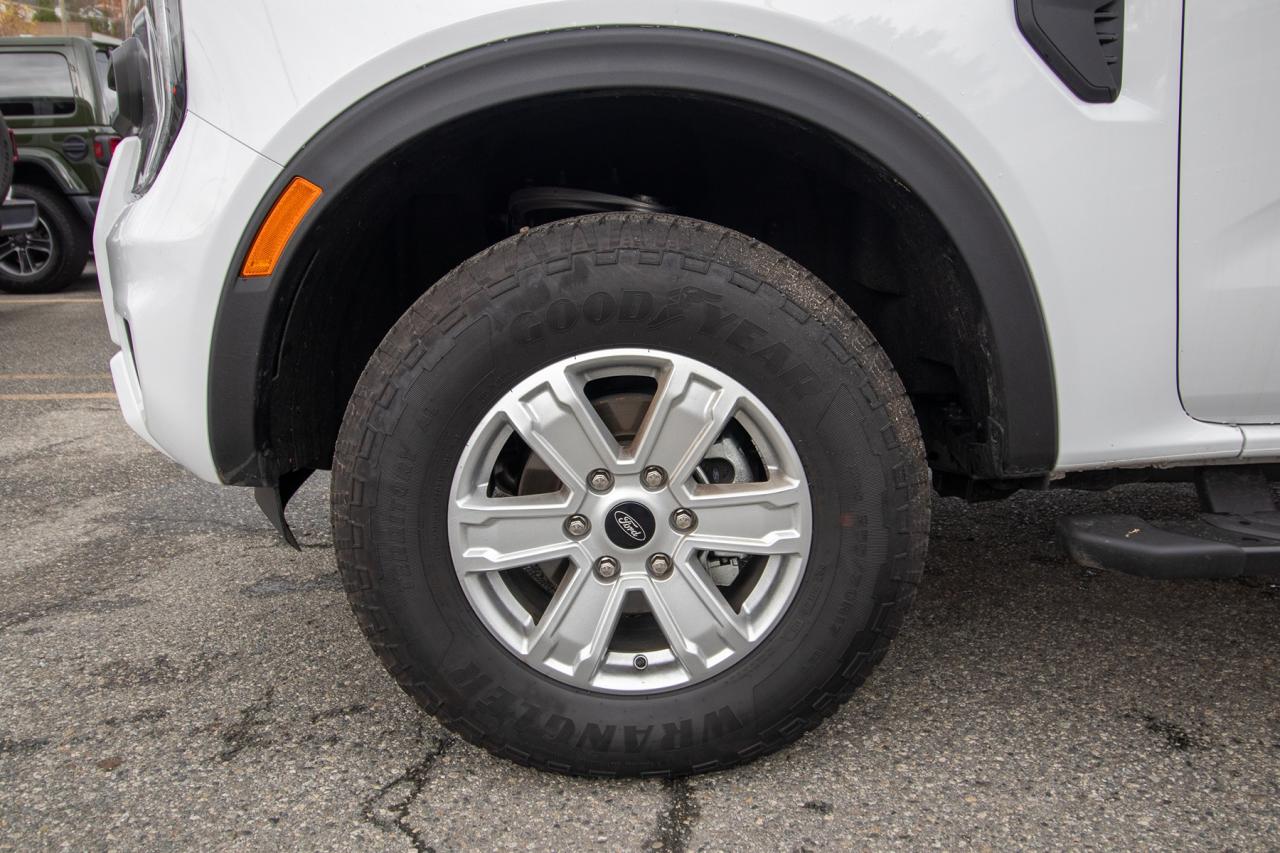 2025 Ford Ranger XL 4WD SuperCrew 5' Box Photo5