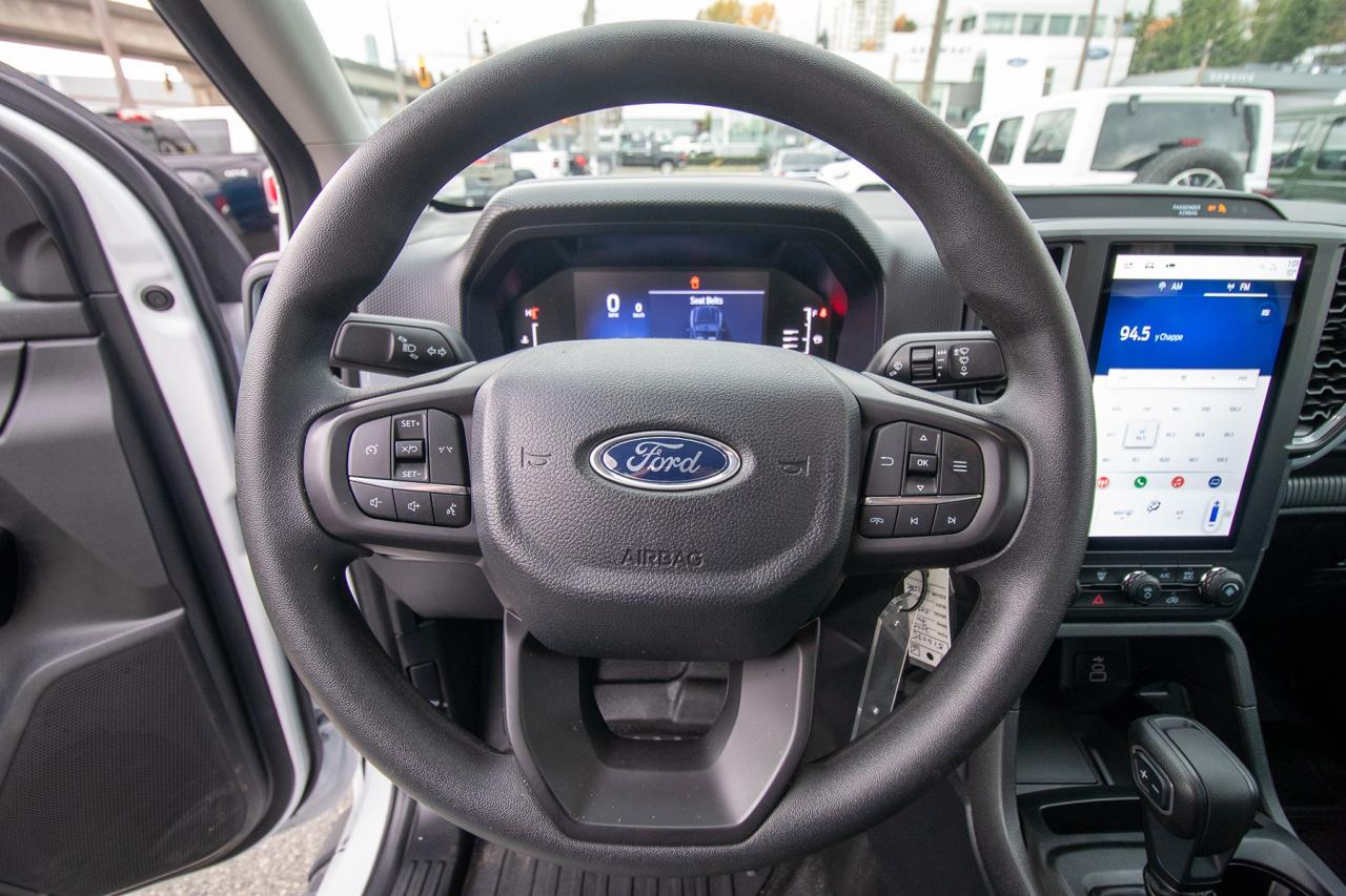 2025 Ford Ranger XL 4WD SuperCrew 5' Box Photo5