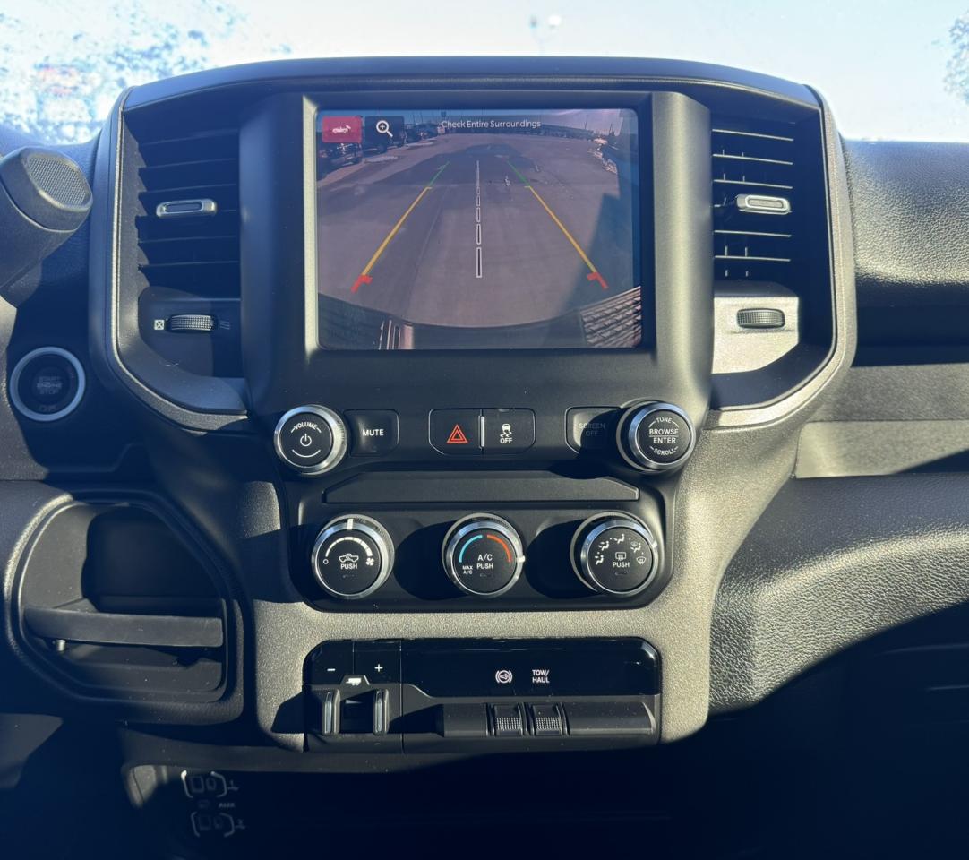 2022 RAM 2500 Tradesman 4x4 Crew Cab 6'4" Box Photo