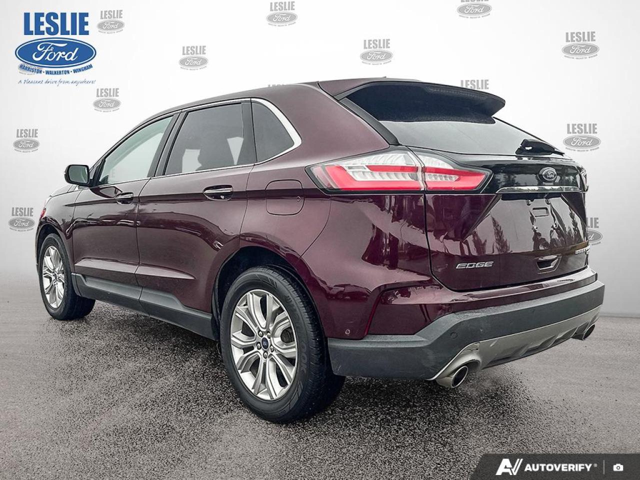 2020 Ford Edge Titanium AWD Photo3
