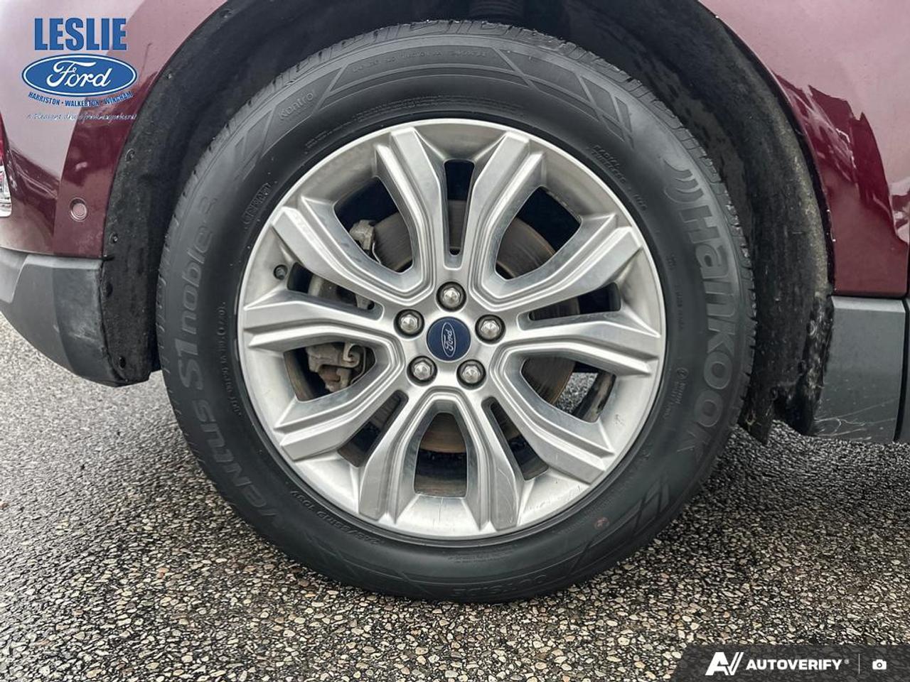 2020 Ford Edge Titanium AWD Photo