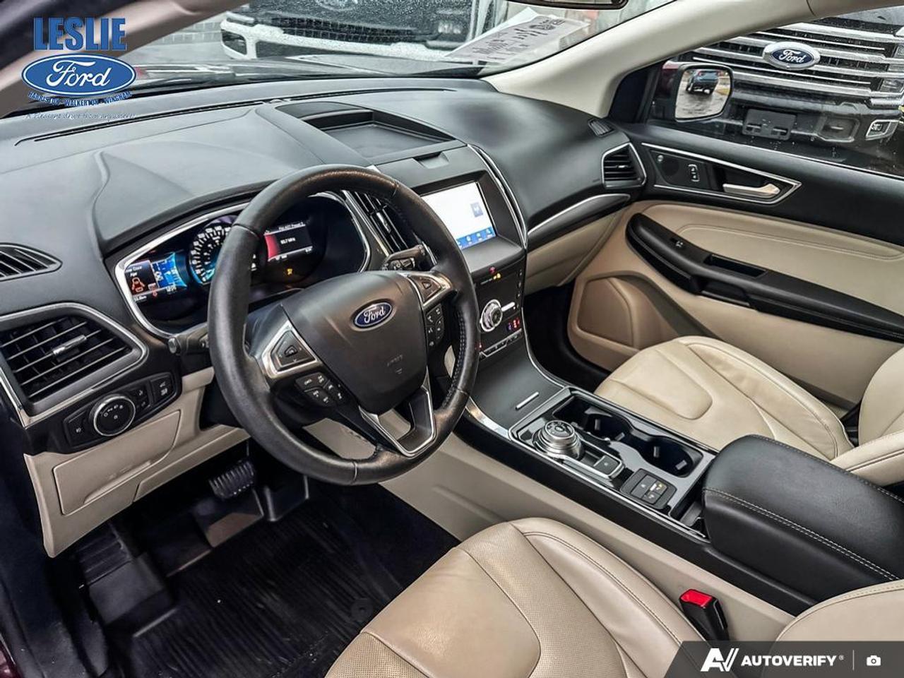 2020 Ford Edge Titanium AWD Photo