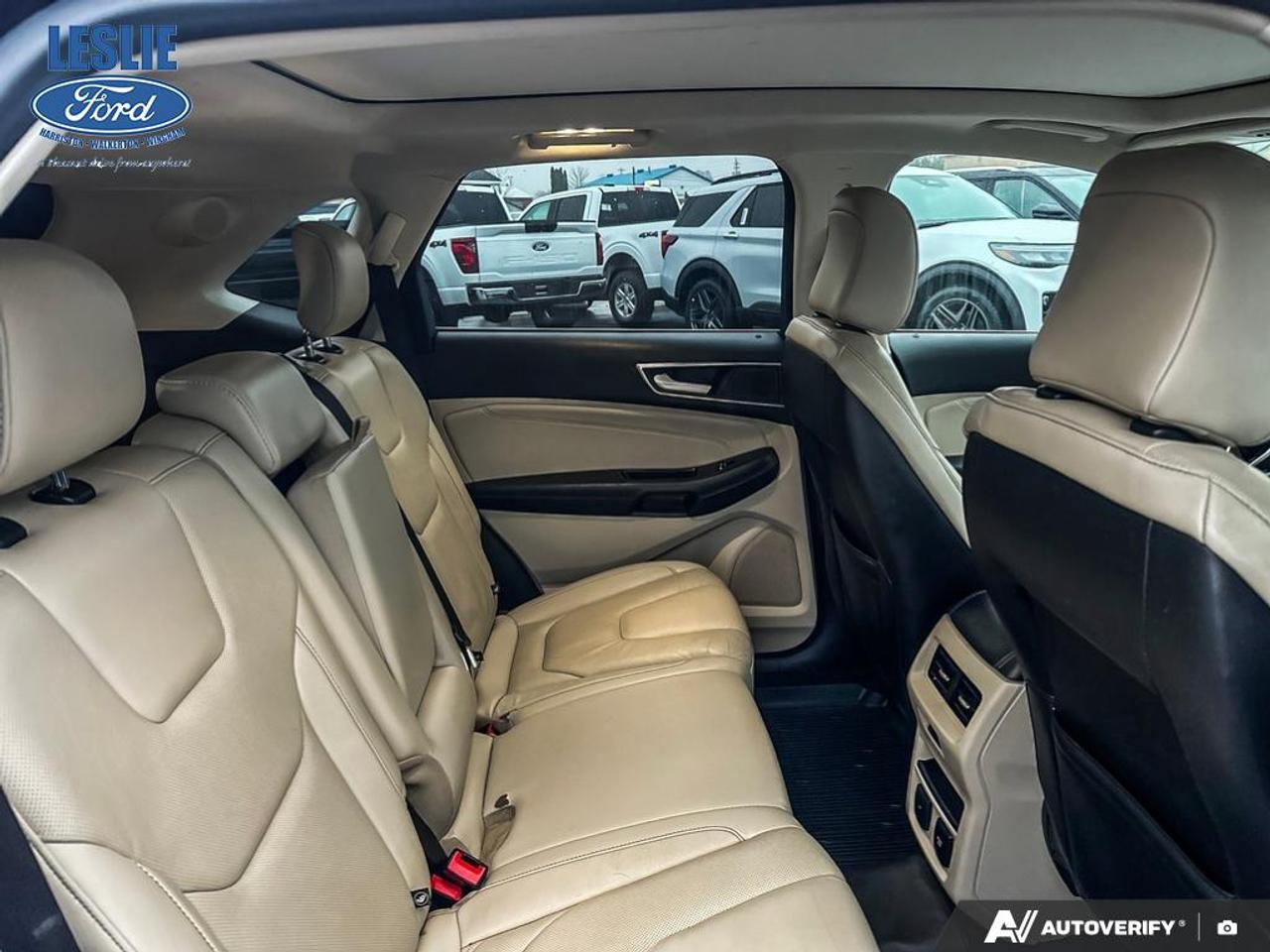 2020 Ford Edge Titanium AWD Photo