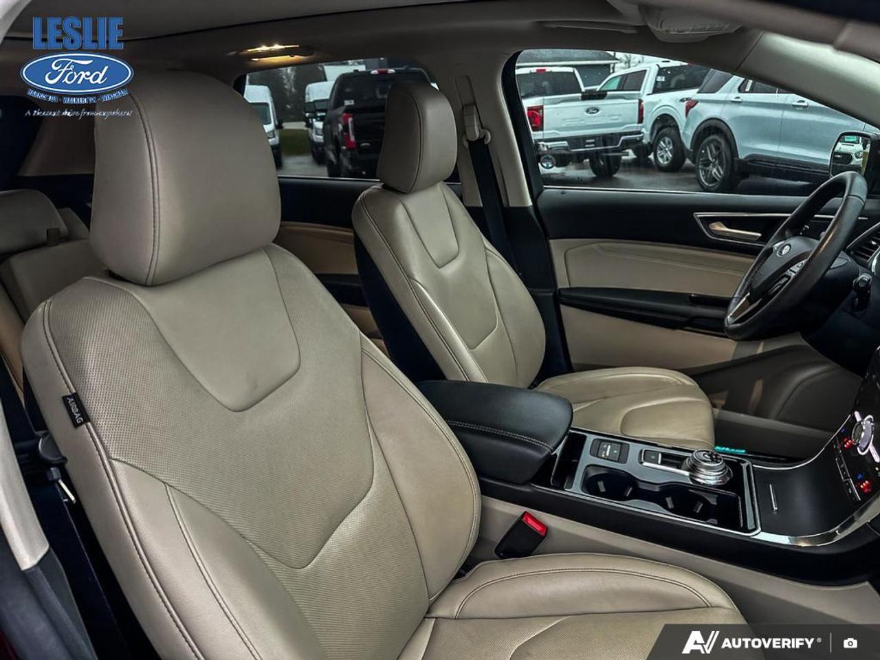 2020 Ford Edge Titanium AWD Photo